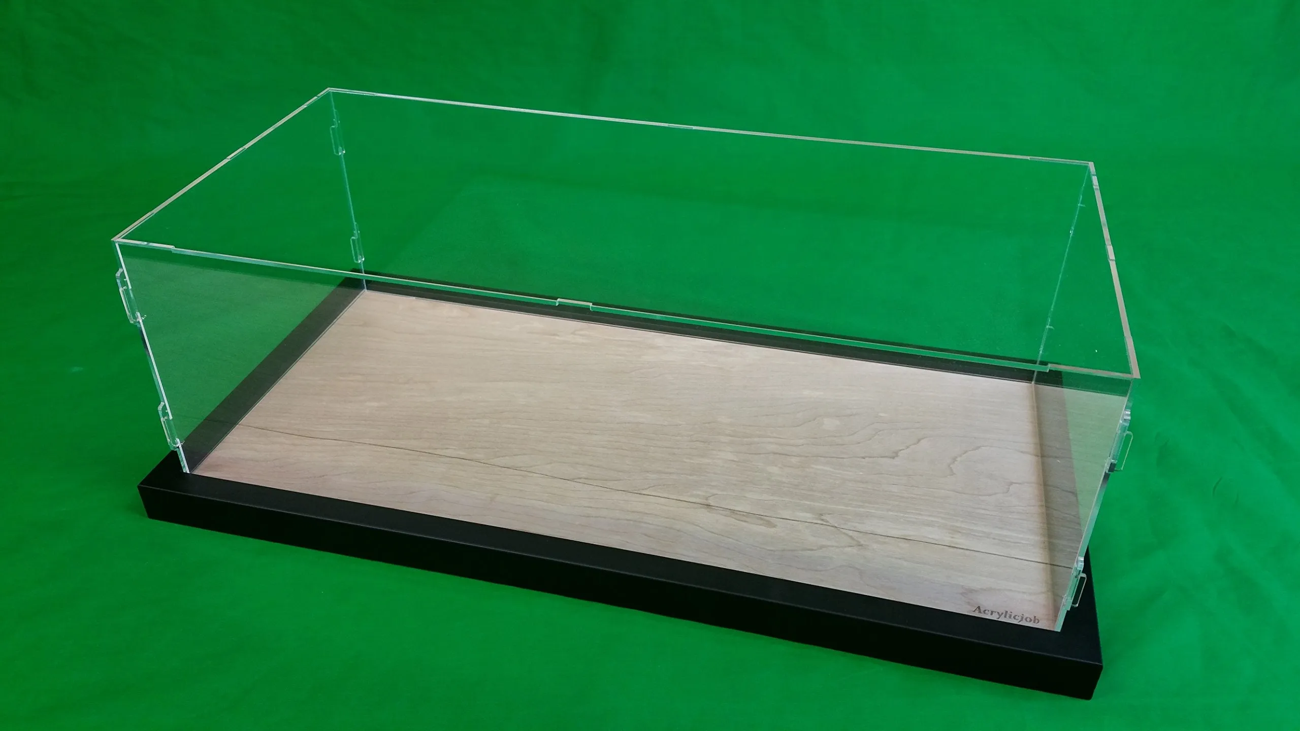 25" L x 12" W x 7" H Acrylic Display Case for 1:8 Scale Pocher Testarossa and Model Cars Black Frame