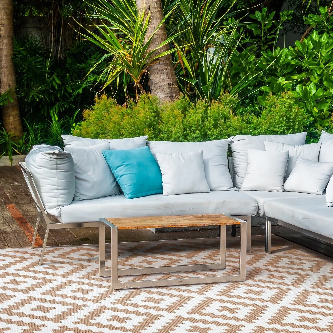 Aztec Beige and White Outdoor Rug