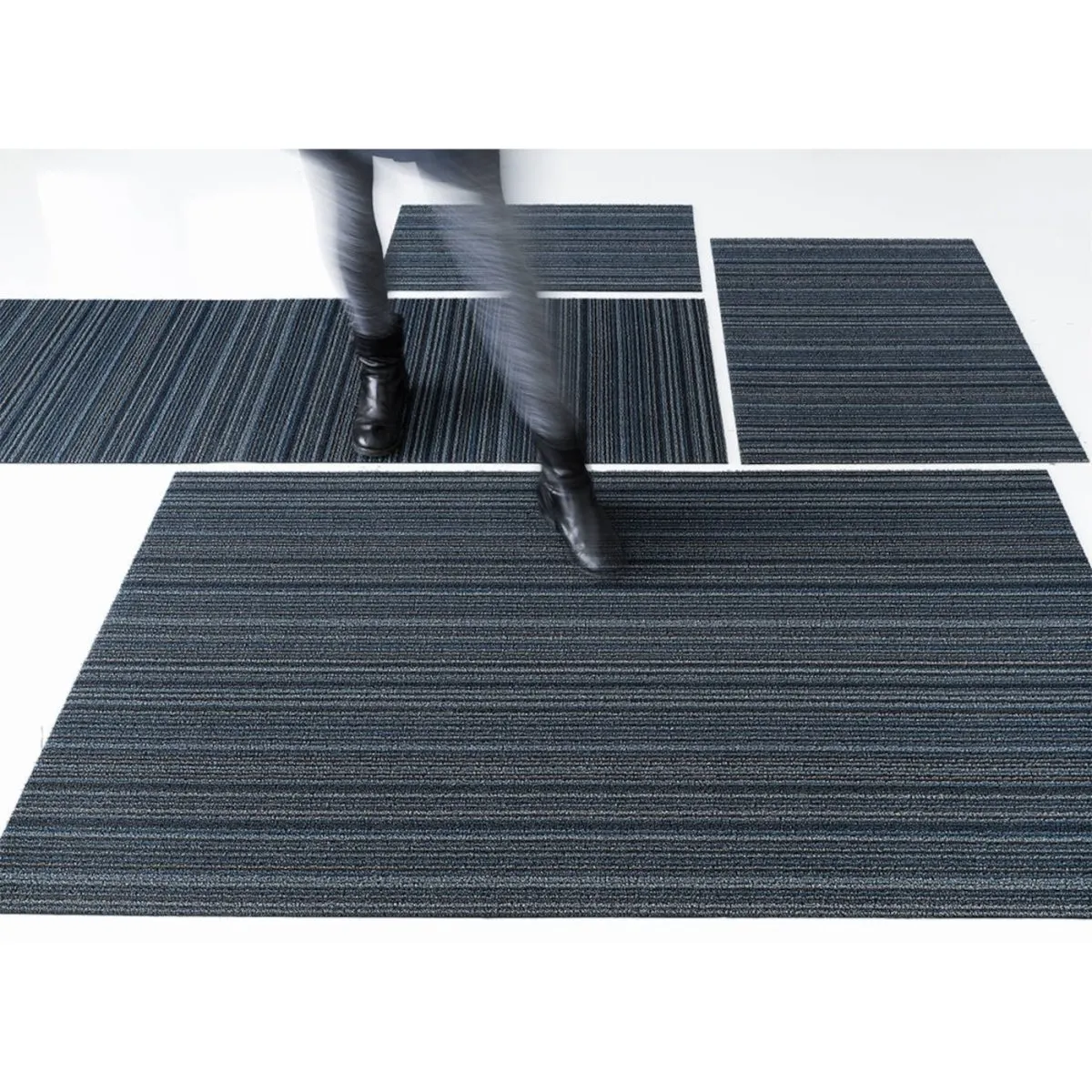 Chilewich Utility Mat Skinny Stripe Blue 61x91