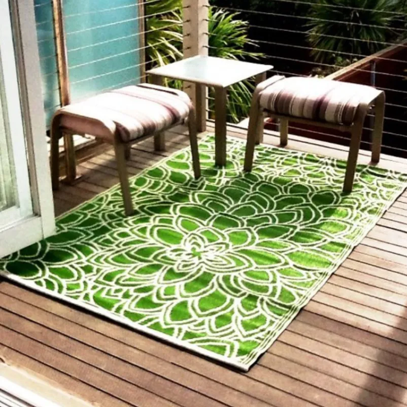 Eden Lime and White Floral Recycled Plastic Outdoor Rug