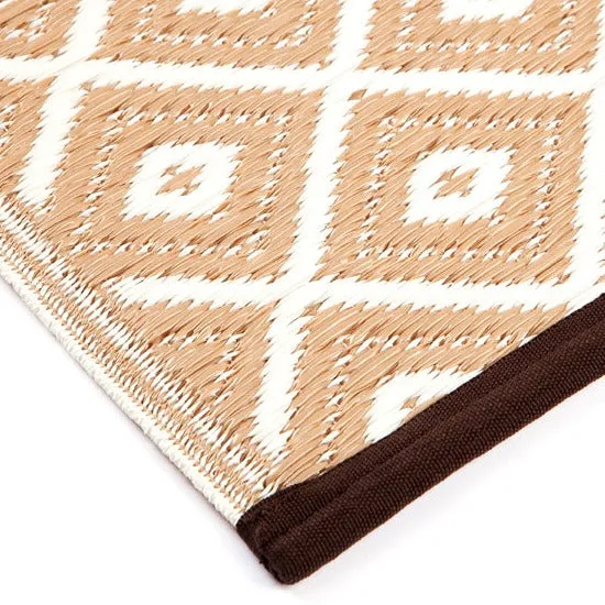 Kimberley Beige And White Diamond Recycled Plastic Reversible Outdoor Rug