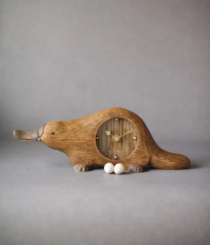 [PRE-ORDER] Platypus Desk Clock