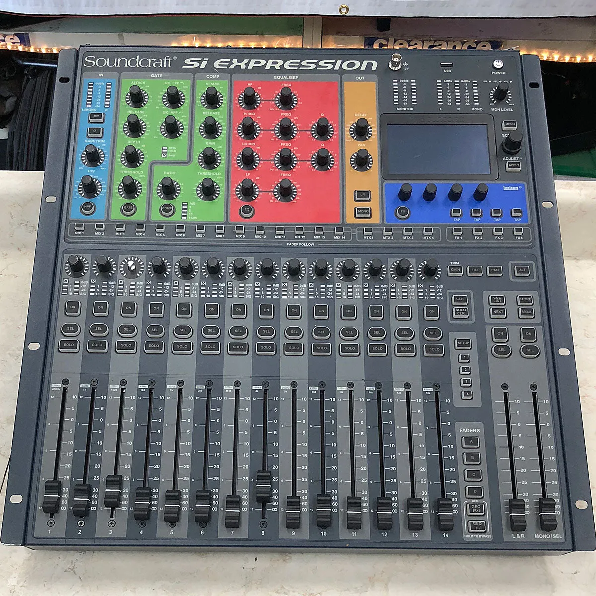 Soundcraft SI Expression 1 Digital Mixing Console with MADI Card